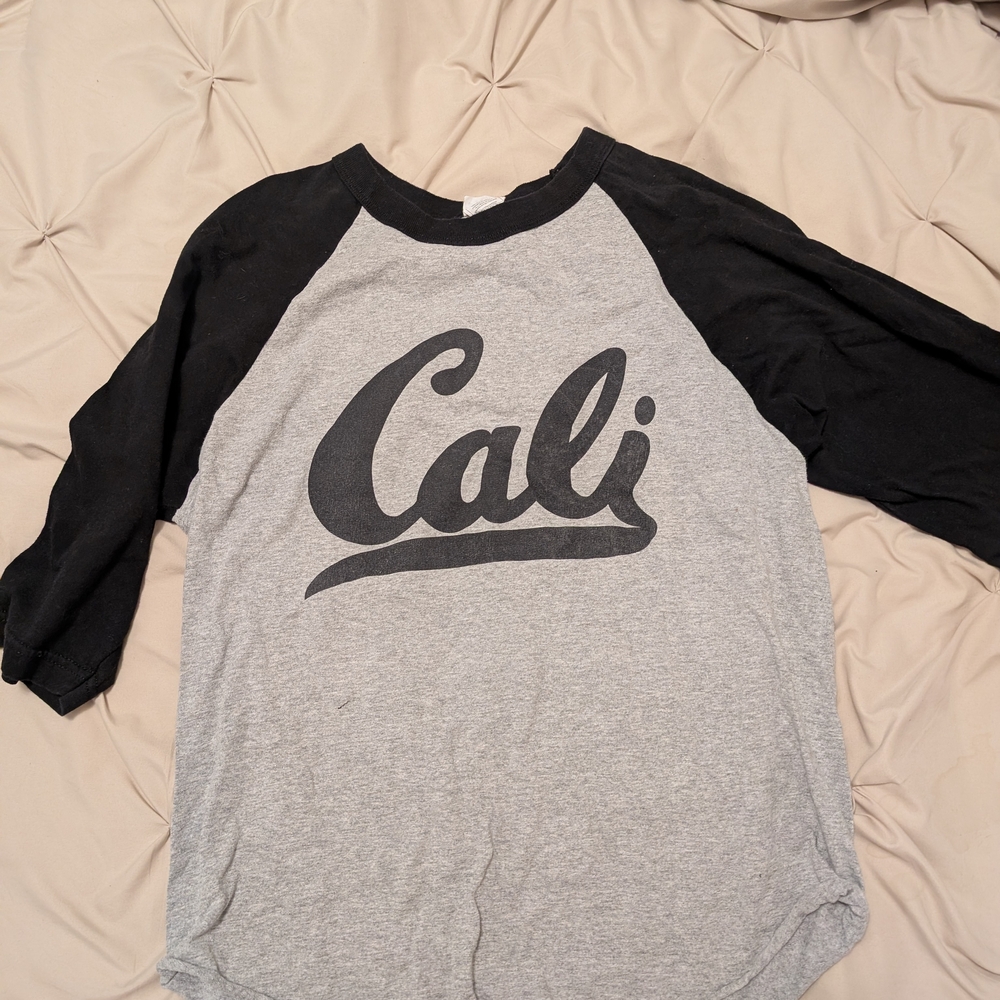Cali Women's Long Sleeve Raglan Tee - Gray and Black